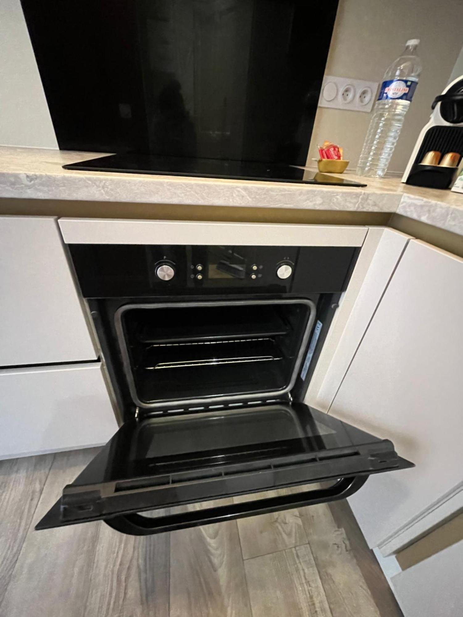 Ca Se Passe Ici Appartement *